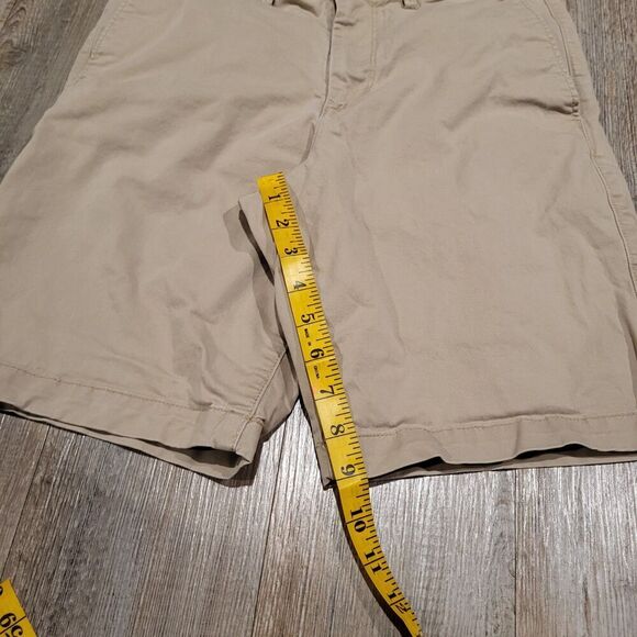 GAP Essential Khaki Chino Flat Front 10" Inseam Shorts Mens Size 30 - Picture 3 of 4